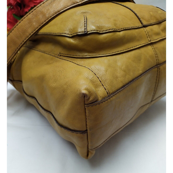 Fossil Yellow Tan Leather Zipper Pocket Crossbody Shoulder Bag - Picture 5 of 13